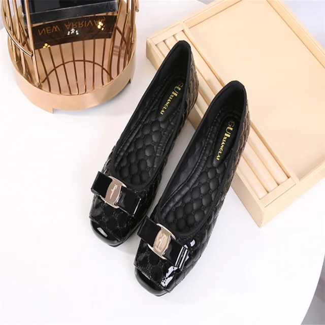 New 2022 Womens Flat Shoes - The Perfect Blend of Luxury and Comfort