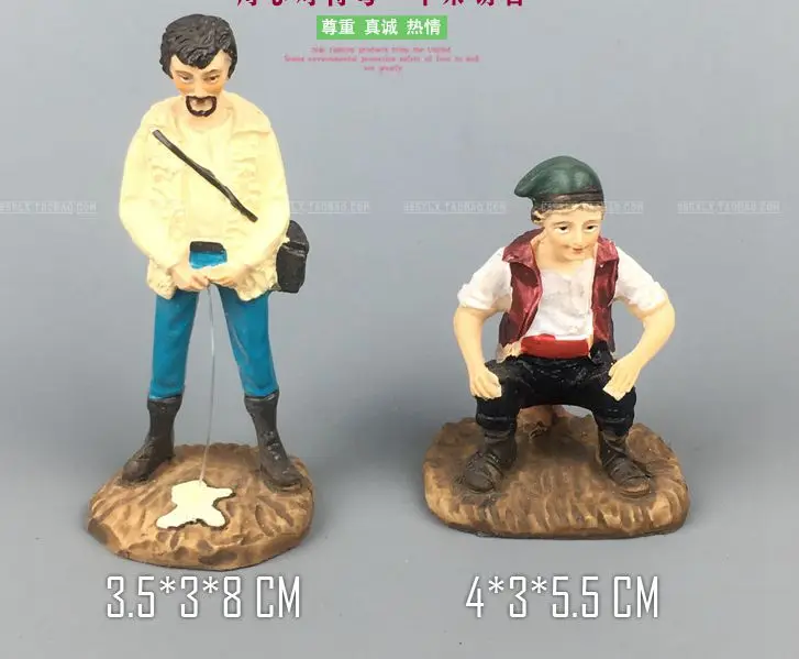 

Металлическая песочница, неизвергаемая вещь, мочалка, скваттинг, имитация, мочеиспускание, приседание, модель персонажа