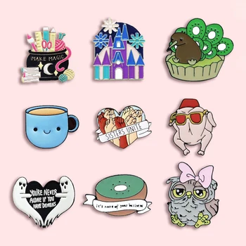 

Fashion Cartoon Castle Cat Metal Enamel Brooch Delicious Kiwi Cake Turkey Badge Pin Trendy Glamour Jewelry Accessories Gift