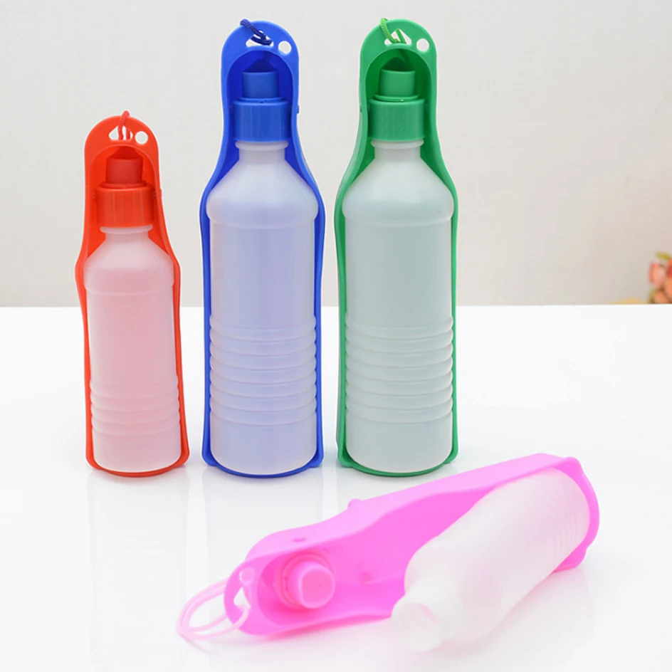 Botella de agua portátil de plástico para perros y mascotas, Bol plegable de viaje al aire libre, alimentador de agua potable, 250ml/500ml