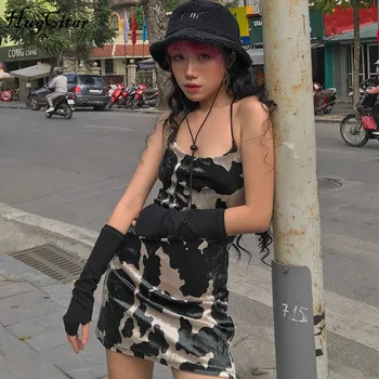 

Hugcitar 2020 sleeveless velvet tie dye sexy mini dress summer women fashion streetwear outfits bodyscon cute sundress