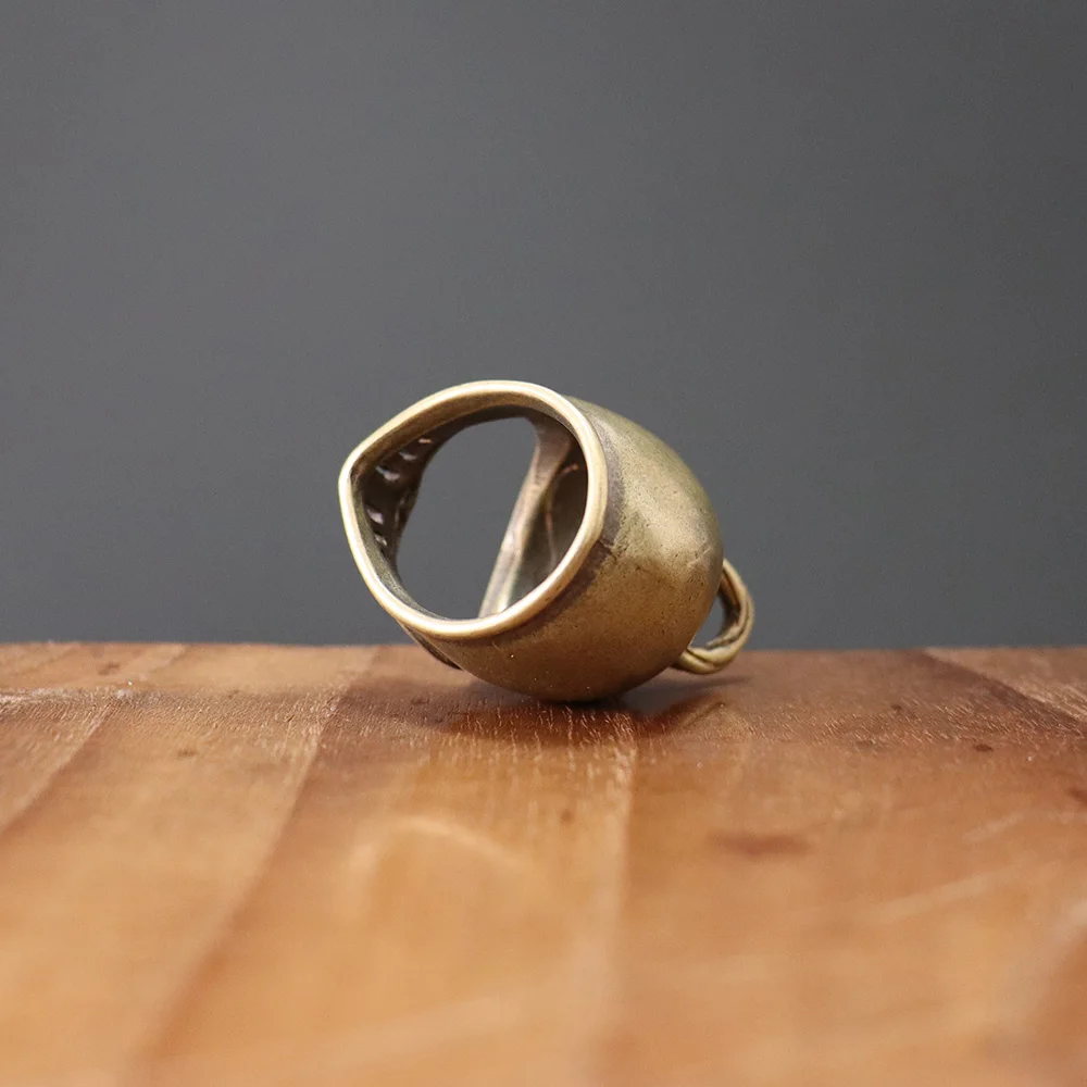 Helmet pendant brass (7)