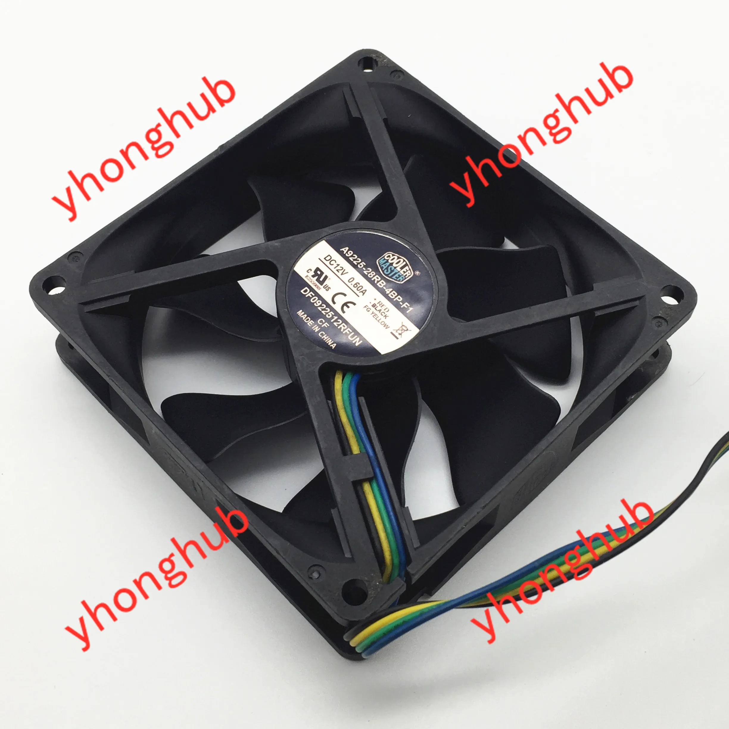 Мастер A9225 28RB 4BP F1 DC 12V 0.60A Размеры: 90x90x25 мм 4 провод Вентилятор охлаждения|cooling fan|fan