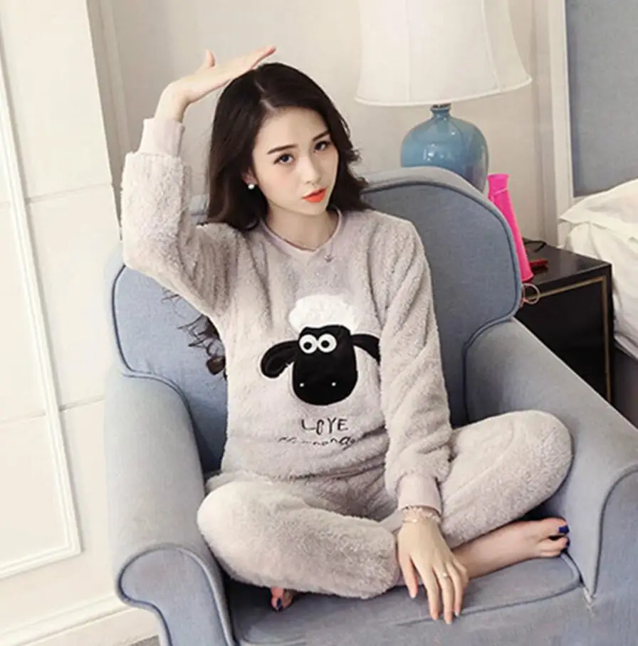 

Long Sleeve Cartoon Sleepwear 2 Pcs/Set Plus Size Pajamas Set Girl Autumn Winter Warm Flannel Pyjamas Women Sets Homewear