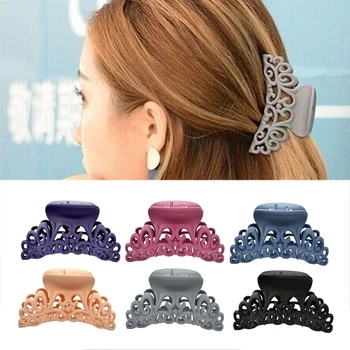 

Classic And Simple Design Acrylic Material Women Hair Clamps Random Color Scrub Black Hair Claw Clips Hollow Out Carving Hairpin