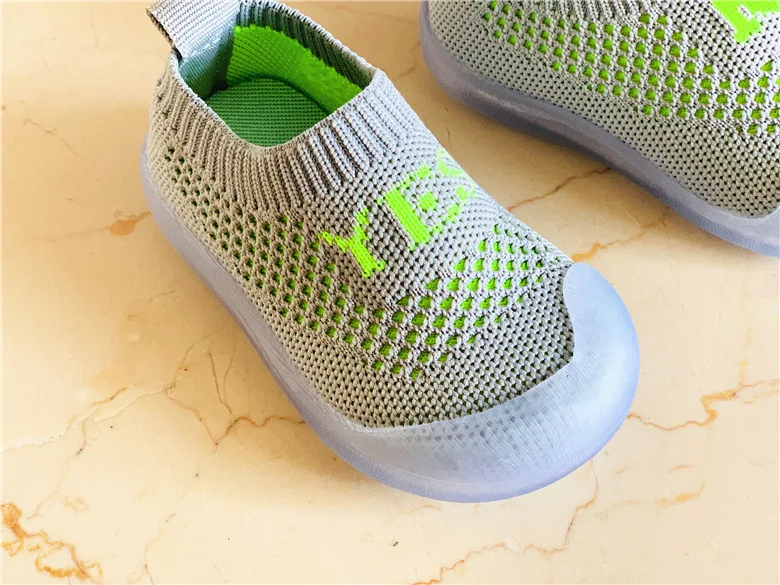 11592408834_1016882337