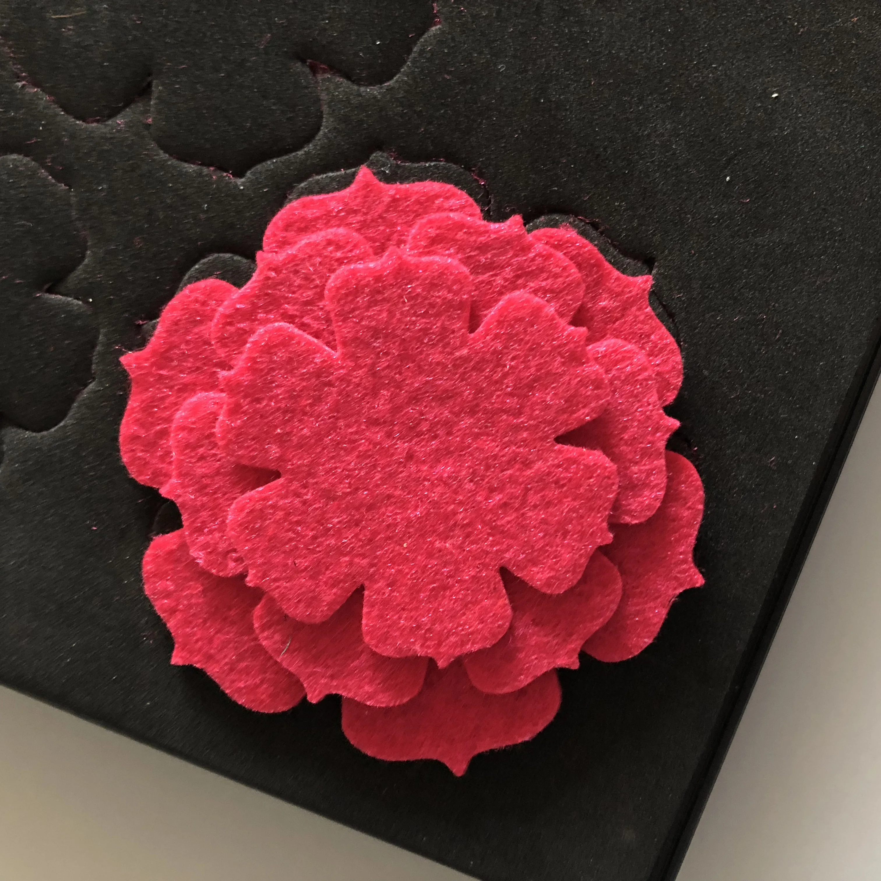 

SMR-FL0002 flower cutting wooden steel die