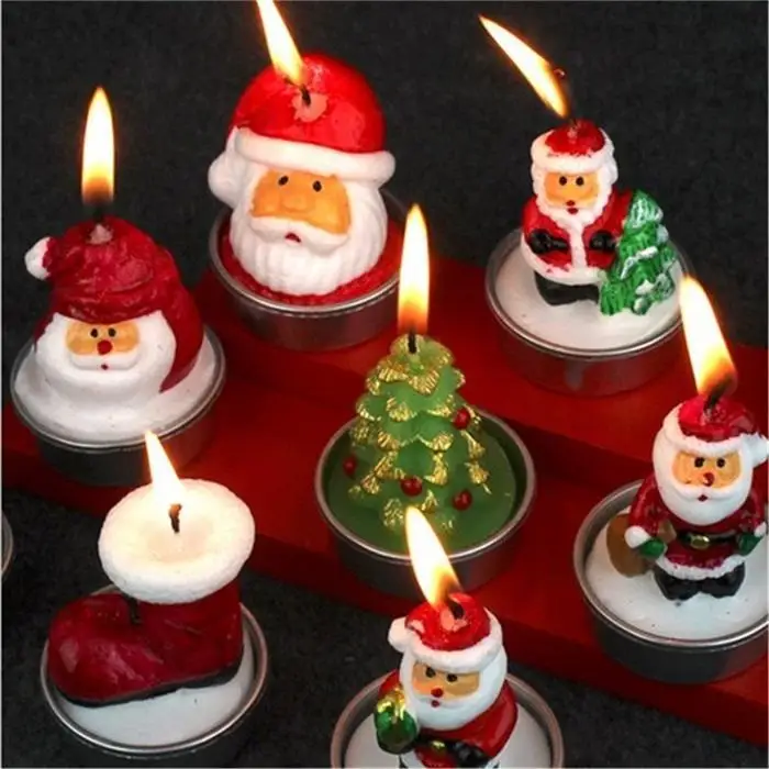 Нежные рождественские свечи Санта Клаус дом как изображение Снеговик вечерние украшения стола