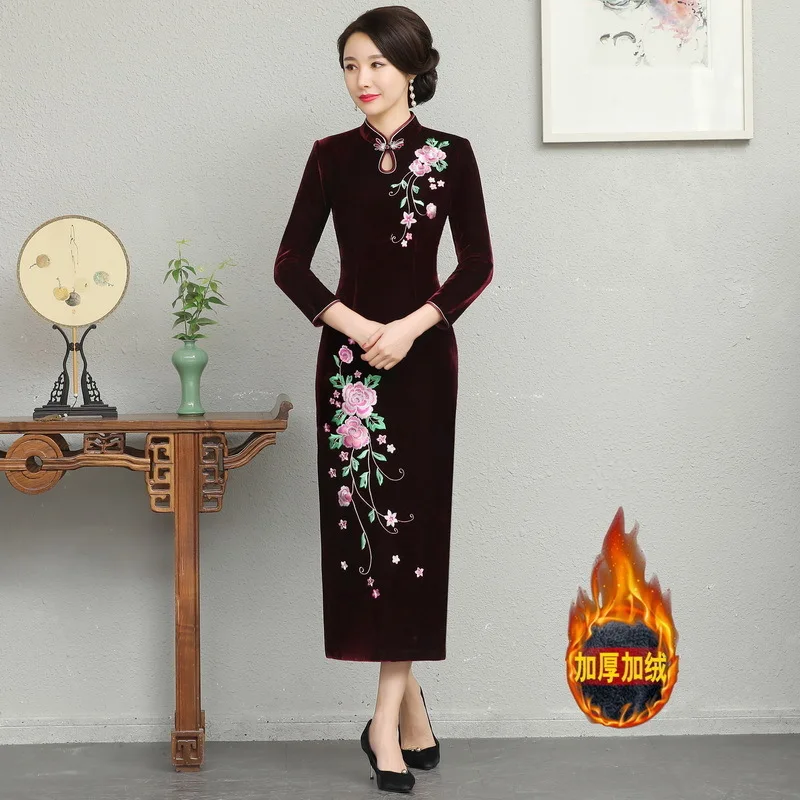 

And Thickened Long Nine Sleeve Cheongsam Dress Improved Retro Mother Velvet Cheongsam Embroidery Autumn And Winter 2020