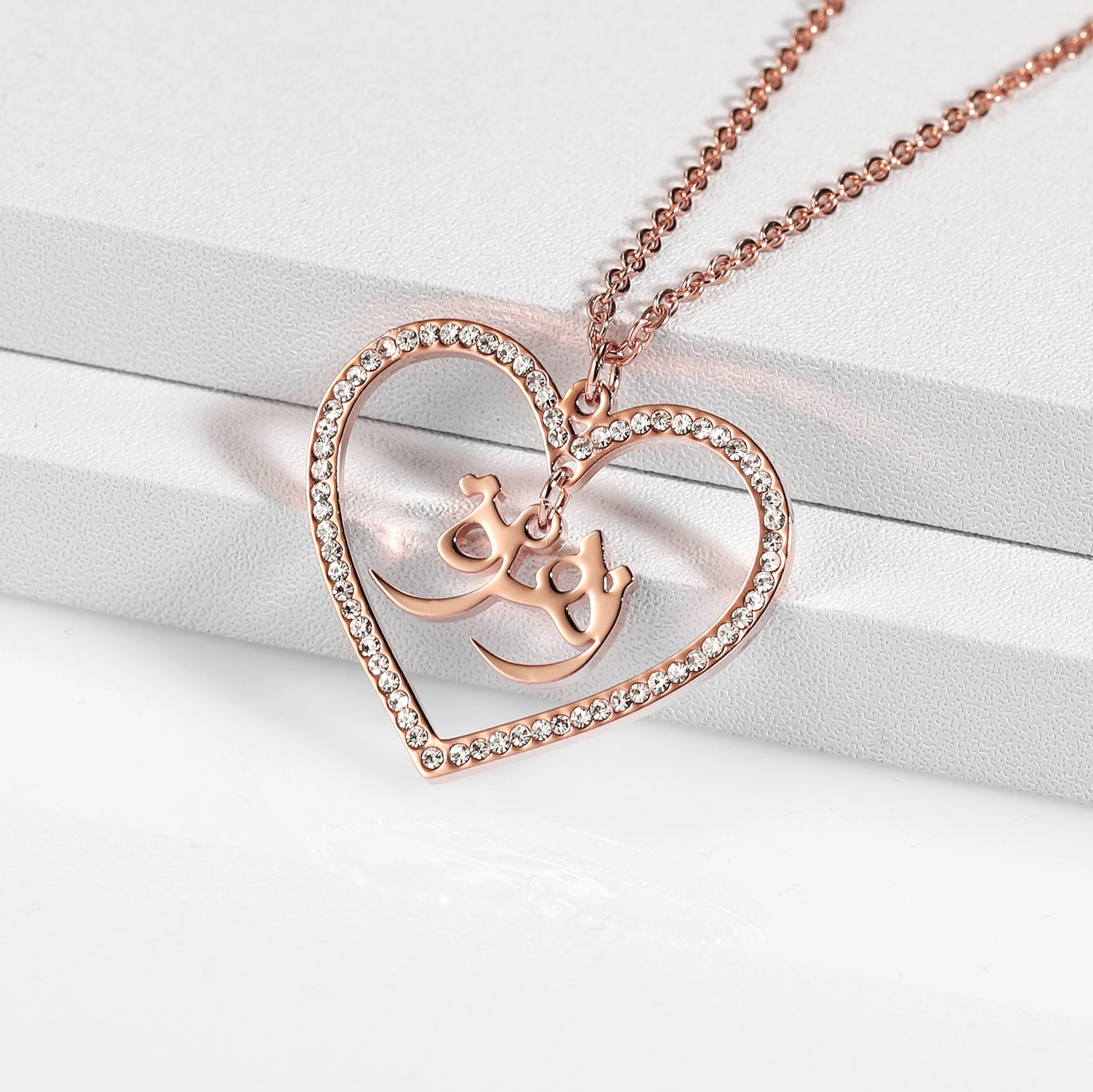 Custom Arabic Name Necklaces Love Heart Crystal Pendant For Women Personalized Gold Chain Islamic Jewelry Birthday Gift