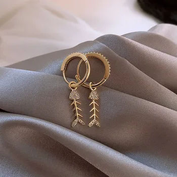 

New Style Micro Pave Fishbone Earrings South Korea Versitile Fashion Ear Stud Ear Clip Cute Elegant Ear Stud Cool Cool GIRL'S Ea