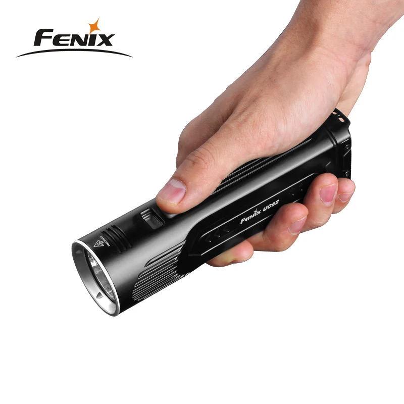 Fenix UC52 Cree XHP70 светодиодный 3100 люменов встроенный 7,2 В/3500 мАч литий-ионный аккумулятор