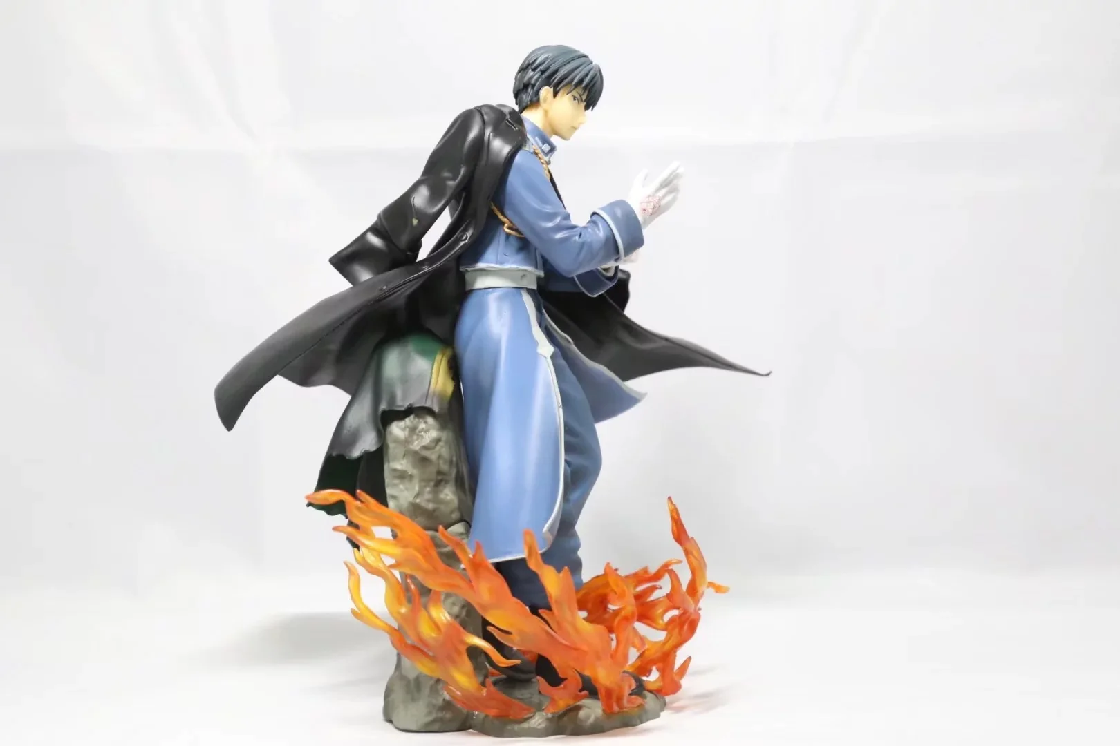

Artfx King Garage Kit Boxed Garage Kit Model Roy Horse Stan Colonel Fullmetal Alchemist