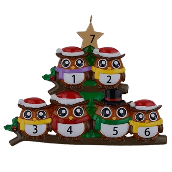 

owl family of 6 polyresin glossy personalized Christmas ornaments with green tree golden star for decorative crafts