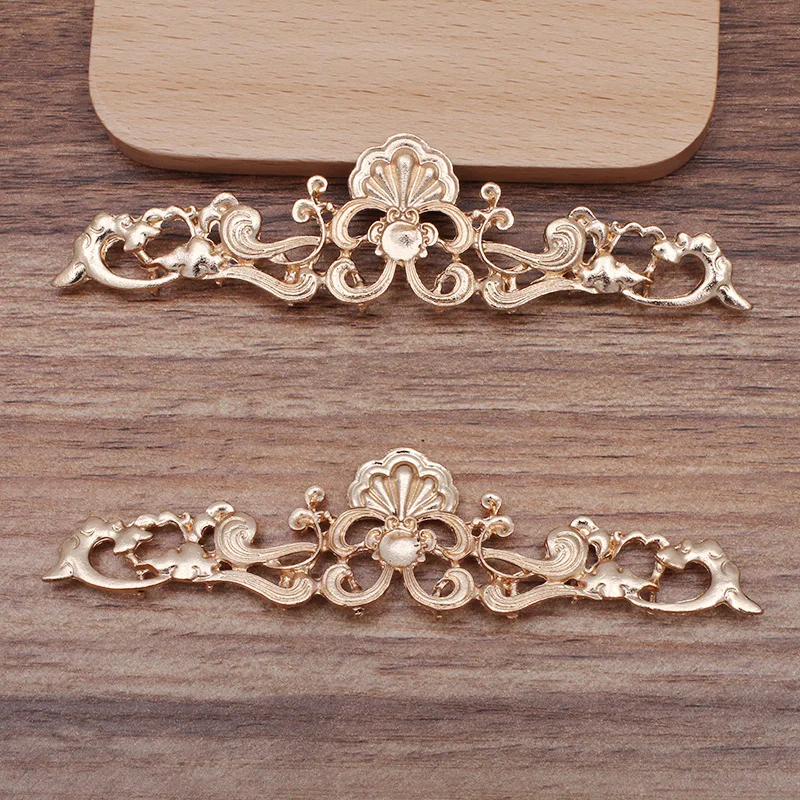 13350809828_1675577996