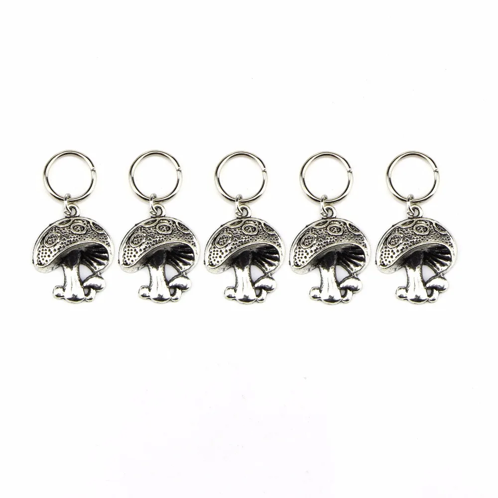 8756064824_1934599129