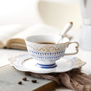 

European Ceramic Coffee Cup Home Light Luxury Phnom Penh Cup And Saucer Water With Spoon Leisure Afternoon Tea Red Drinkware