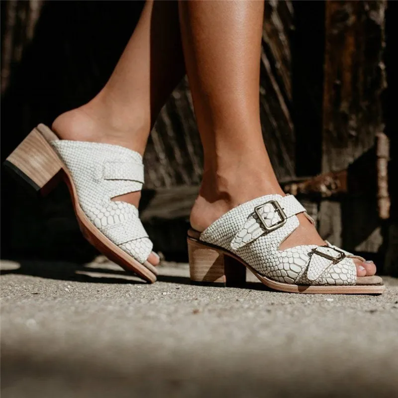 womens-caprice-white_snake-sandal_ddccec40-cde8-4446-b9e9-883eef9b655e