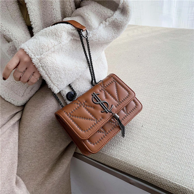 

2019 Vintage Leather Crossbody Bags For Women Travel Handbag Chain Fashion Rivet Tassels Small Shoulder Messenger Bags Female Fl