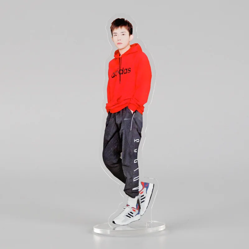 TFBOYS прозрачный милый стенд фигурка модель украшения стола Джексон Рой переноски LXX218