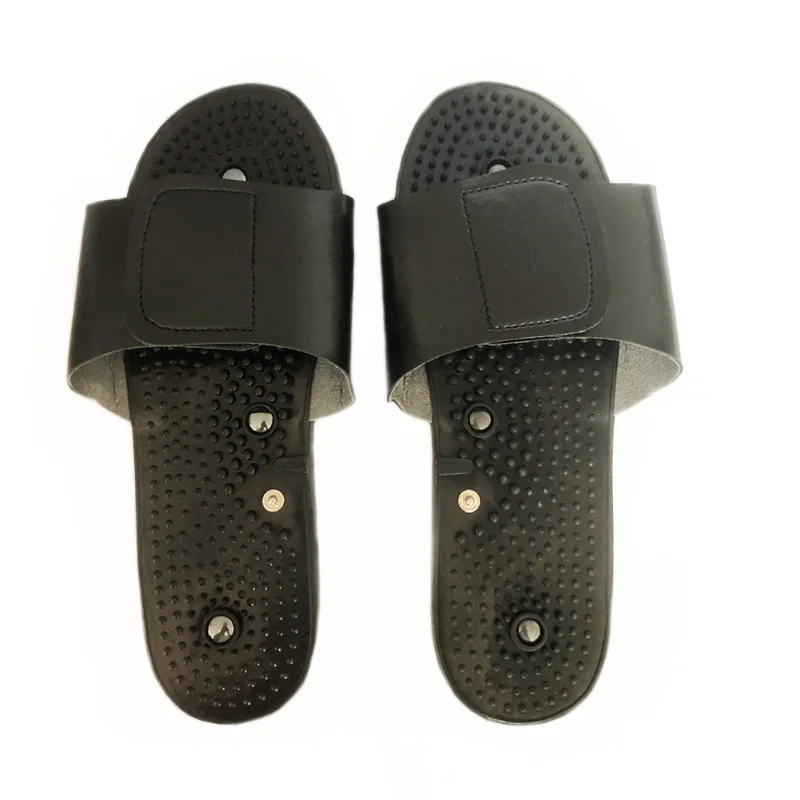 1 pair massage shoes