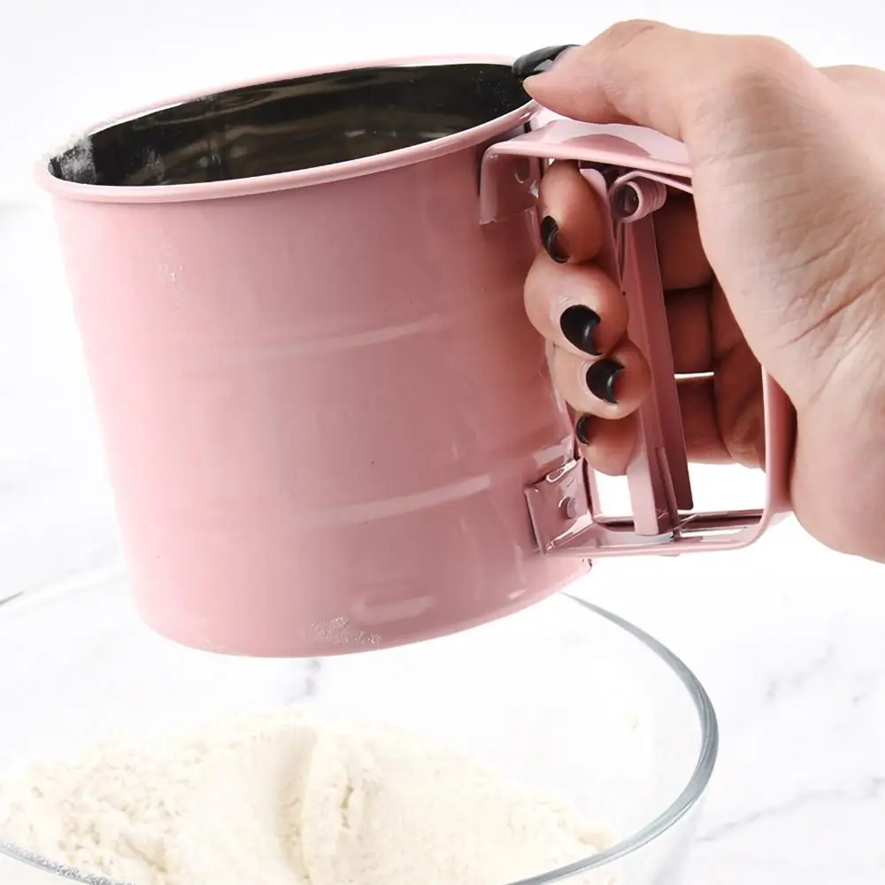 

Handheld Flour Shaker Stainless Steel Mesh Sieve Cup Powder Flour Sieve Icing Sugar Bake Pastry Tool Hand-pressed Sifters
