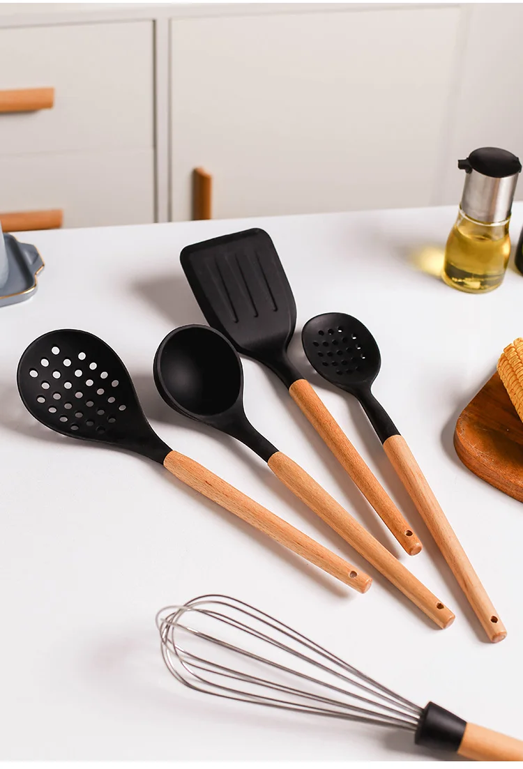 Silicone Kitchen Cookware High Temperature Resistant Non-Stick Wooden Handle Spatula Shovel Baking Tool Cooking Utensils Set