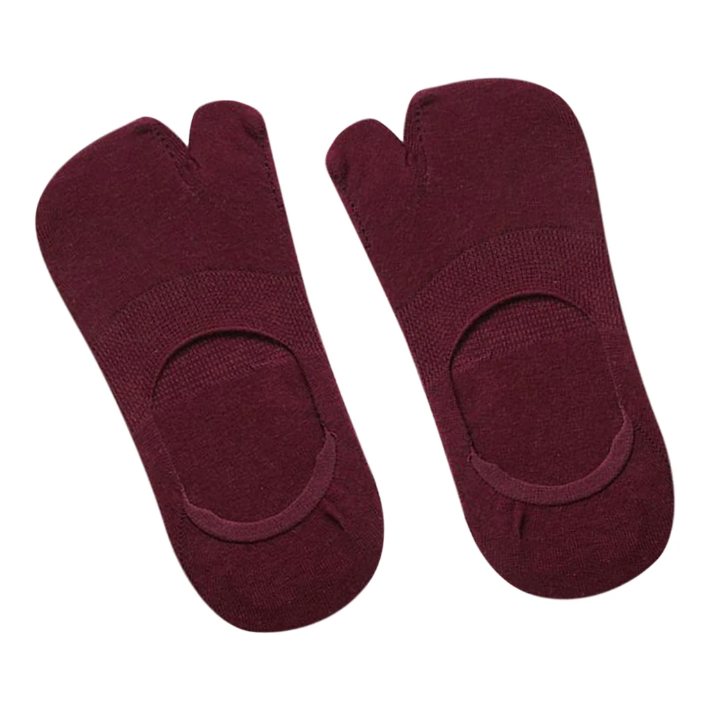1 Pair Women No Show Socks Tabi Socks Non Slip Low Cut Boat Socks Summer Japanese solid color ladies  socks 2 toes