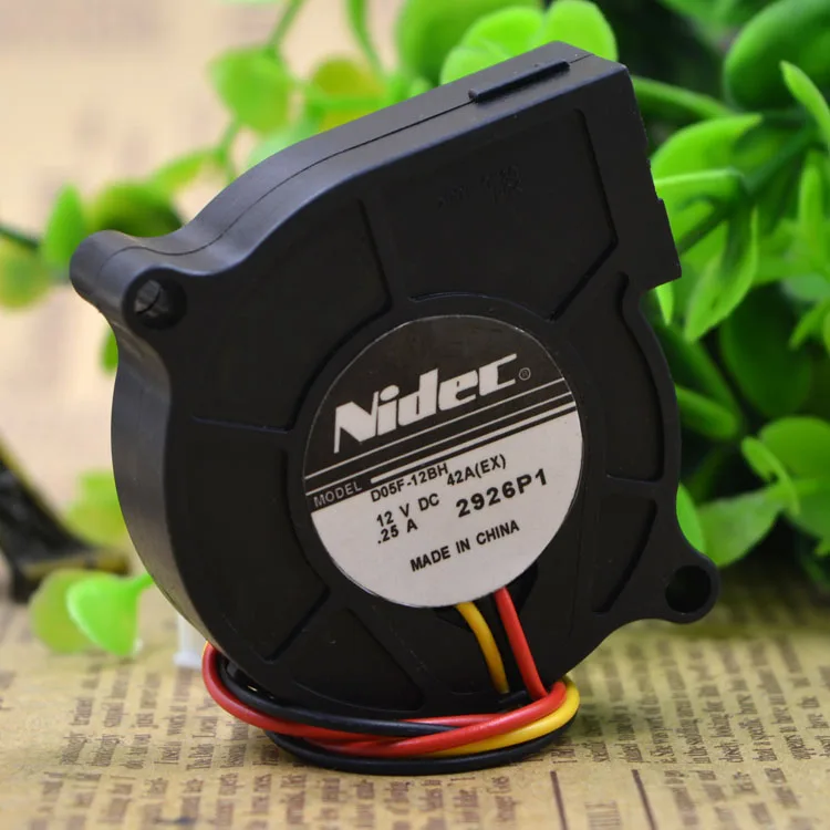 D05F-12BH 12V 0.25A защиты электродвигателя Вентилятор охлаждения