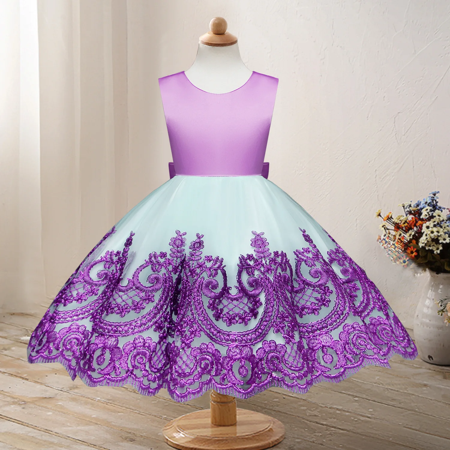 

Autumn And Winter New Style Children Wedding Dress Princess Dress Lace Embroidered Tutu Bow Children Shirt