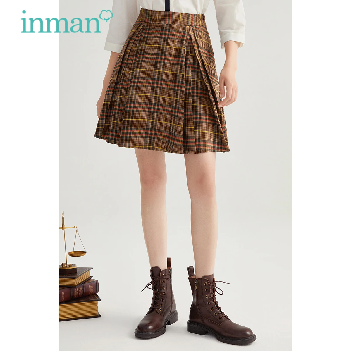 

INMAN Women's Skirt Spring Autumn Vintage Literary Pleated All-match A-line Female Bottoms