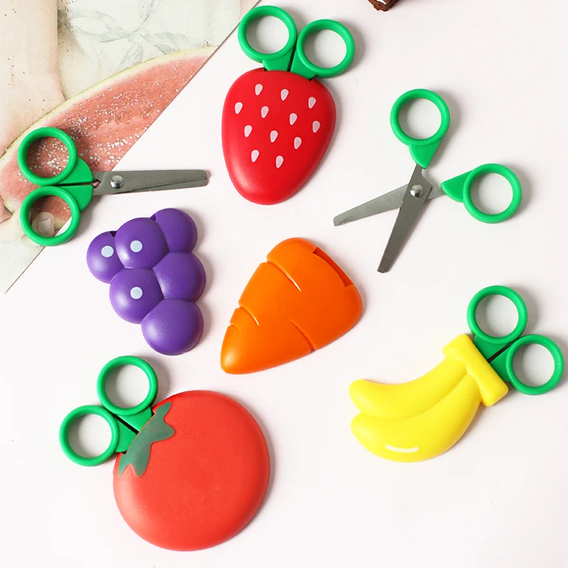 

1pc Plastic Fruit Scissors for Children Cute Safety Student Scissors DIY Scrapbooking Tools with Refrigerator Stickers Magnets