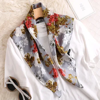 

spring autumn lady scarf Sunscreen shawl women's quality 70cm Square silk scarves Fashion beach luxury printed headscarf