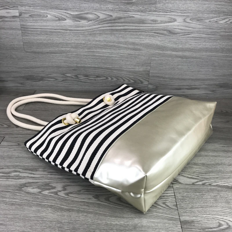 11113854120_1553425639