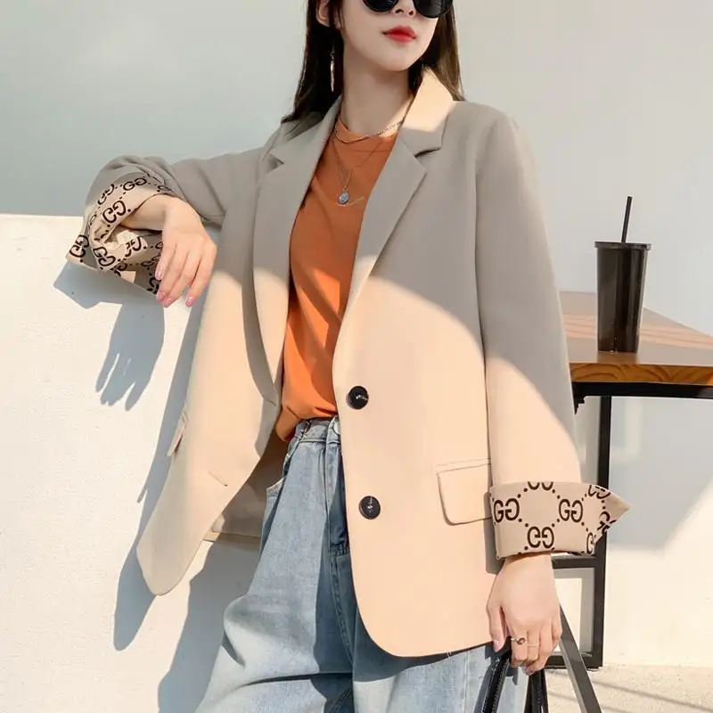 Spring 2020 New Retro Foreign Style, Versatile, Loose and Turned Sleeve Temperament Net red suit chic Blazer woman