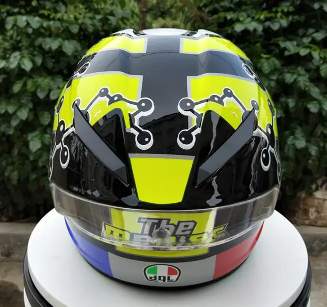 New motorcycle helmet men and women motorcycle helmet winter warm helmet with tail