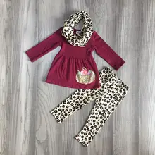 Новинка, осенне-зимние комплекты для маленьких девочек на Хэллоуин, с изображением тыквы, 3 предмета, шарф, леопардовые штаны, хлопковый бутик детской одежды