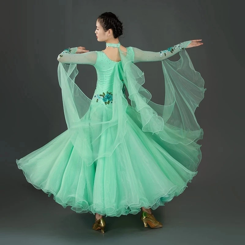 Big Swing Green Ballroom Dance Competition Dress With Rhinestones Waltz Dress Social Sance Rumba Dance Costumes Ball Gown