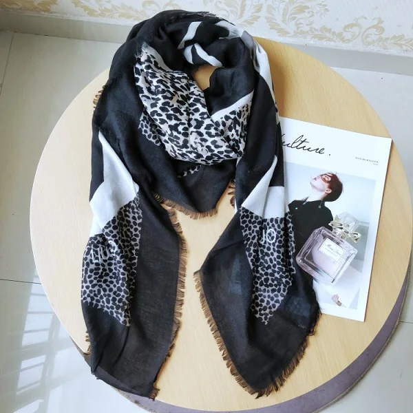 Итальянский модный Бренд liu() Женские шарфы, летние модные шарфы высокого качества - Цвет: 15