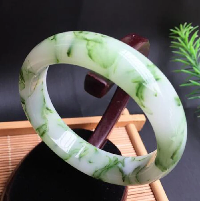 Xinjiang Gobi jade floating green jade bracelet