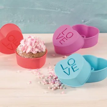 

Heart LOVE Style Silica Gel Muffin Cup Silicone Bake a Cake Non-stick Mould DIY Bakery Ice Cream Tool