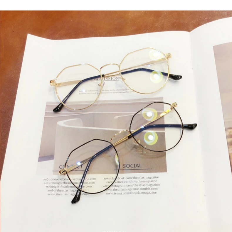 10421651337_770435616