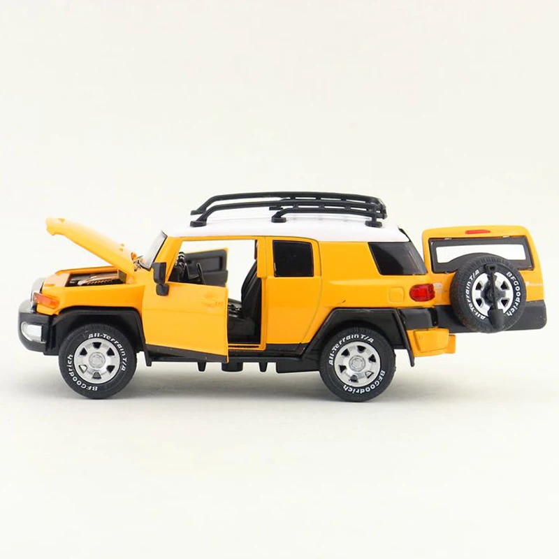 HOMMAT 1:32 Toyota FJ Cruiser SUV внедорожная модель автомобиля Diecasts игрушка транспортные