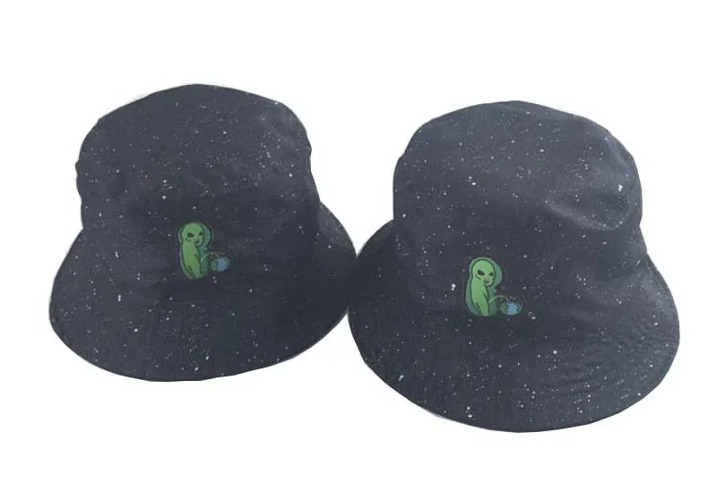 Bucket hat 07