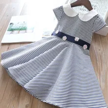 Весеннее платье в полоску с кукольным воротником и цветочным поясом для девочек, детское платье