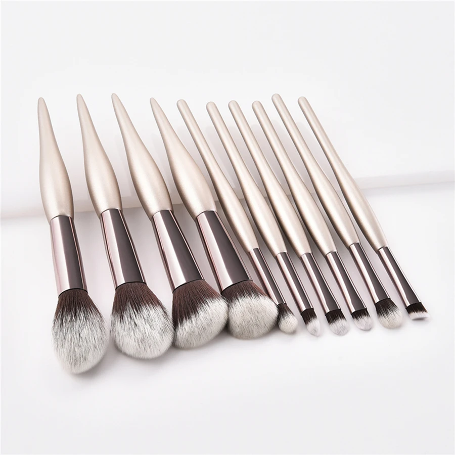 9323322757_1238144396