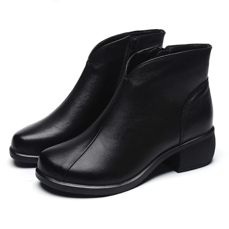 SONDR/Черные Зимние ботильоны для женщин; botas negras mujer; натуральная кожа; chaussure hiver femme; короткий плюш; квадратный каблук; sapato - Цвет: Черный