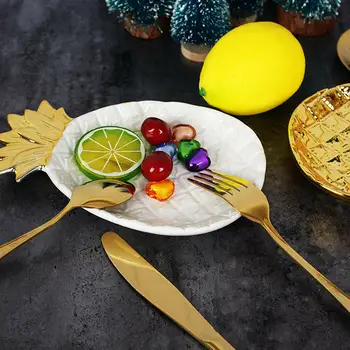 

Nordic Style Ceramic Pineapple Storage Container Jewelry Tray Pastry Heart Dish Fruit Plate Home Decoration Craft