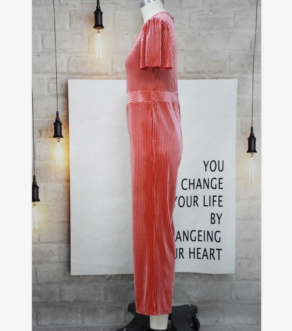 11592323000_966410601