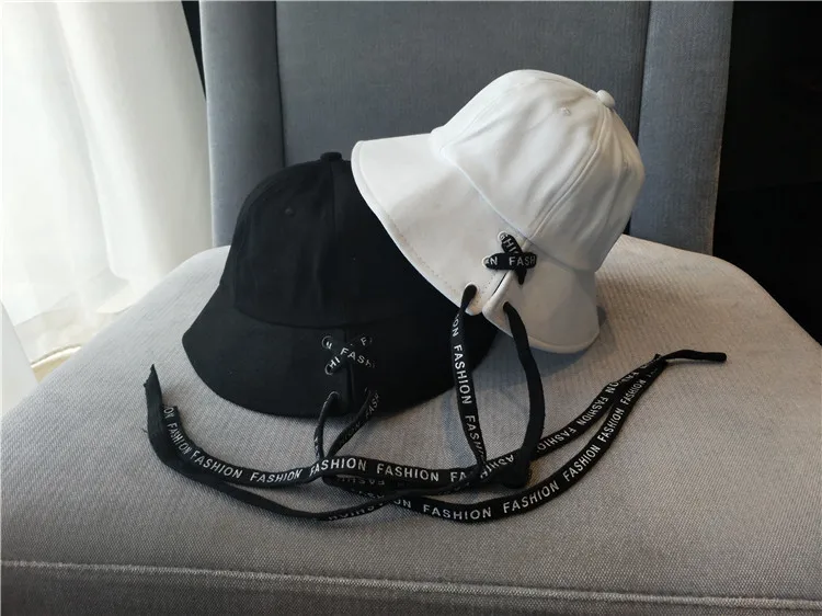 4617083572_881206780